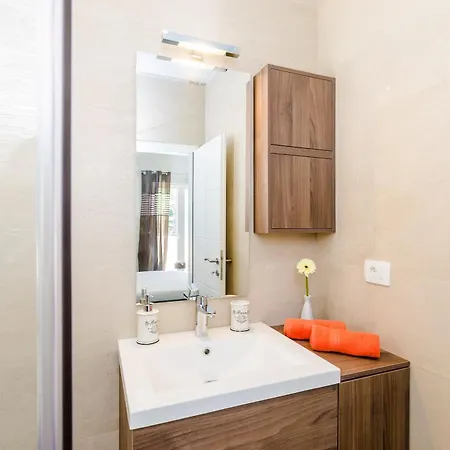 Tranquility Nest Beniva