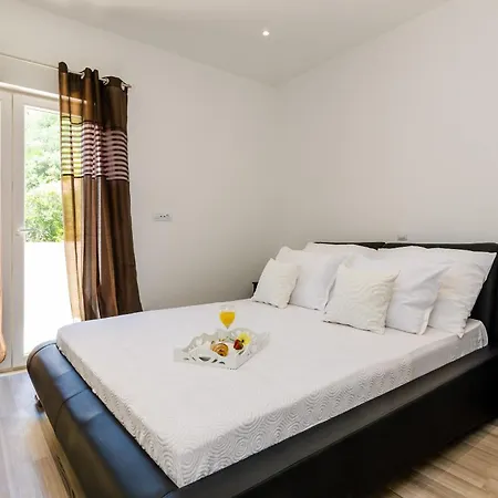 Tranquility Nest Beniva וילה Mokošica