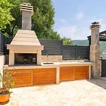 Tranquility Nest Beniva