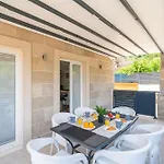 Tranquility Nest Beniva