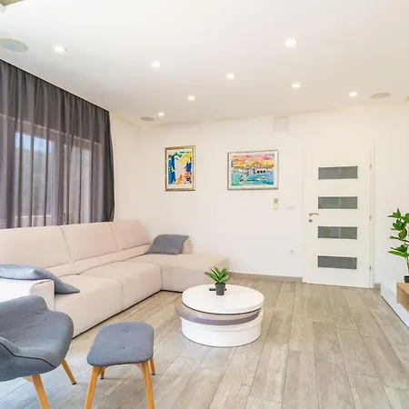 Tranquility Nest Beniva *