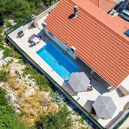 Tranquility Nest Beniva Villa